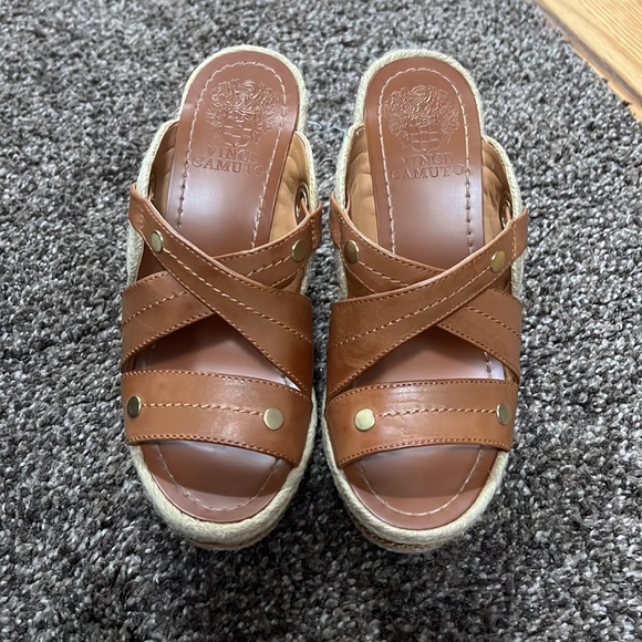 Vince Camuto platform Sandals - Picture 3 of 8